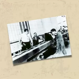 POSTER 0231- CHARLIE CHAPLIN, FİLM KARESİ - MODERN TIMES - KUŞE KAĞIT (33X48)